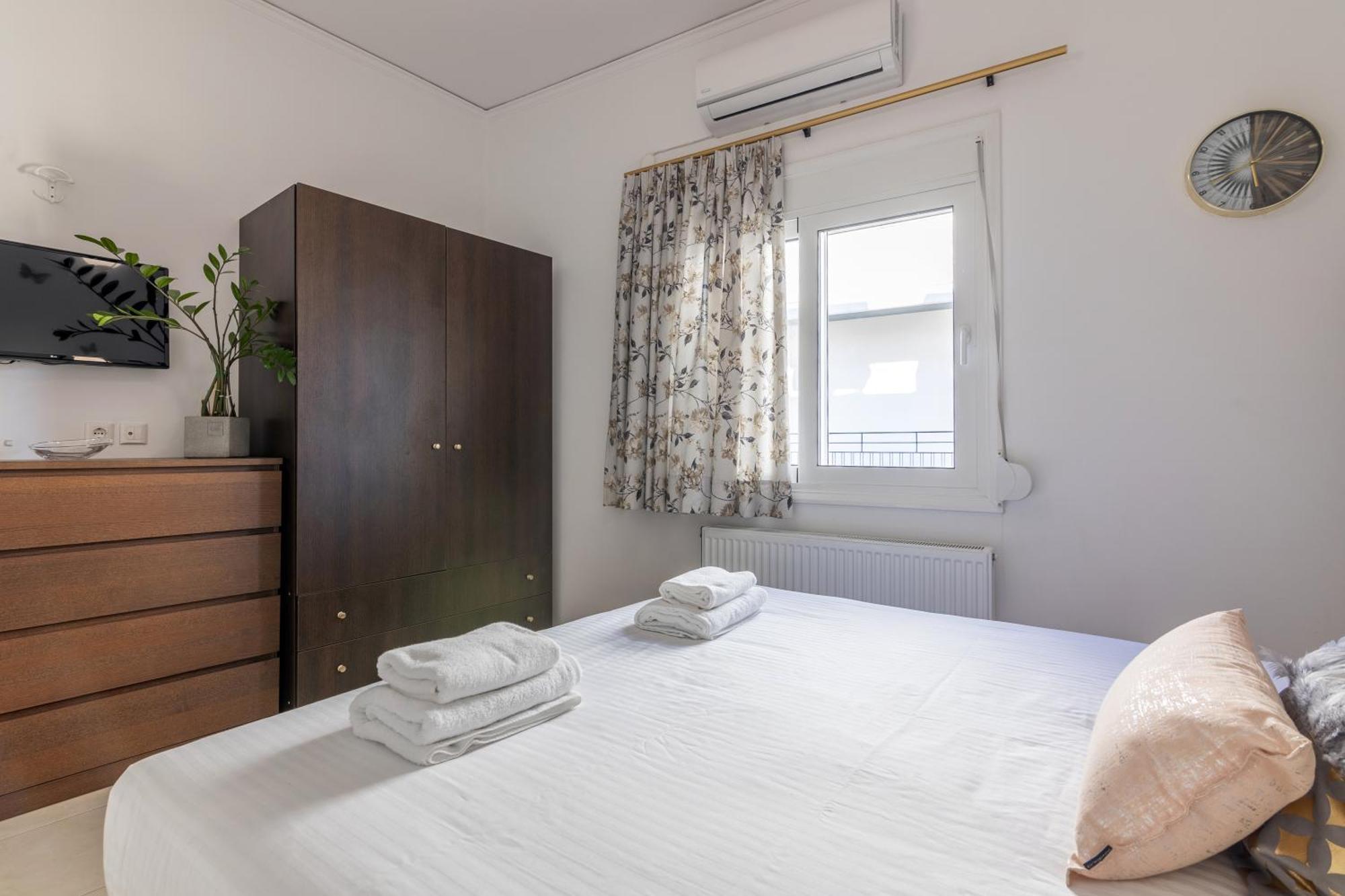 Aurora Urban Condo Heraklion  Bagian luar foto
